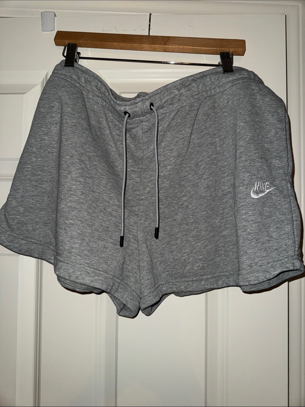 Nike Women's Light Gray Athletic Sweat-pant Shorts